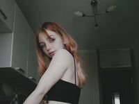 cam girl masturbating with vibrator MaeEastes