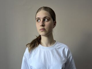 webcam strip tease show MaganPedaci