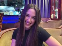 hot cam girl fingering pussy MaryamKeets