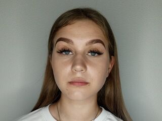 camgirl masturbating with vibrator MeganPerson