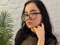 nude camgirl pic MiaKawa