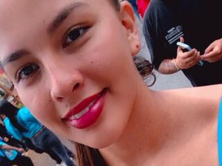 webcam girl chatroom MiaRosele