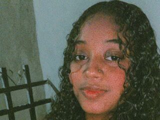 hot cam whore MicheLeiv