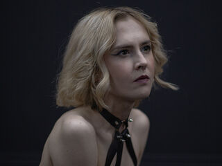 girl fingering bald pussy MilaVeyra