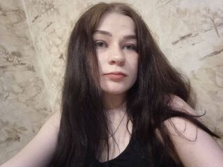 camgirl fingering shaved pussy MilanaCroft
