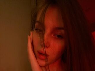 naked girl with webcam fingering pussy MillieBurnworth