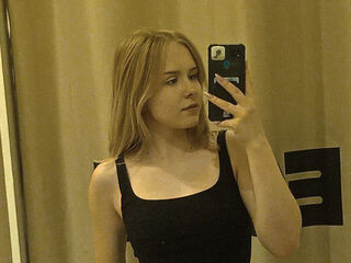 adult livecam MolliMcDaniel