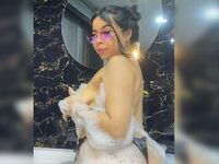 livecam video NikoleEvans