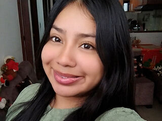 shaved pussy web cam NoaBaker