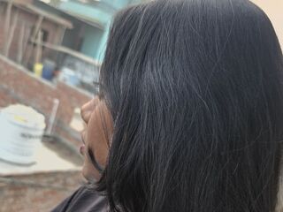 live free chat PriyaSengar