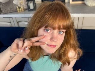 camgirl showing tits ReneKiki