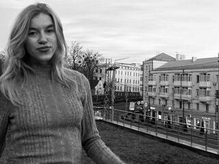 masturbating webcam girl SallyRodwell