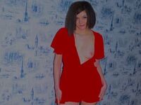 naughty camgirl fingering shaved pussy SandraJaded