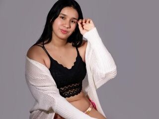 nude camgirl pic SharonWilow