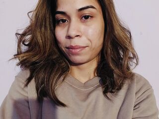 camgirl playing with sextoy SimmiSingh