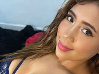 topless camgirl SkarlethVi