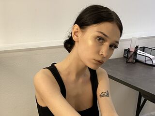 hot chat room TaliaHicks