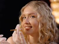 girl showing pussy TessaSterling