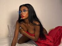 camgirl masturbating with dildo TiaCatt