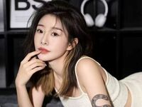 cam girl masturbating Yunyunzi