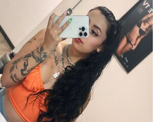 cam girl playing with dildo lorecastillo